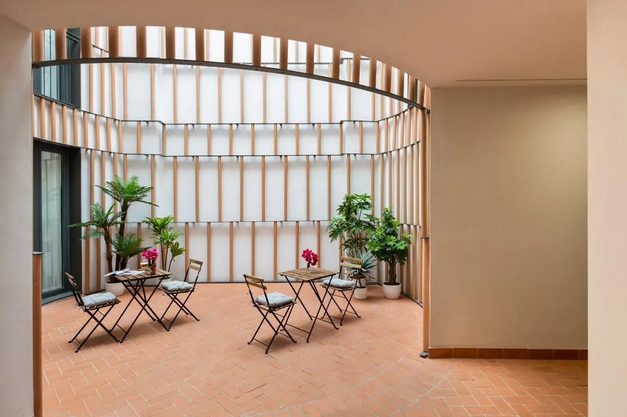 Avanti Azahar, En Un Barrio Con Encanto Sevilla 0*,  España